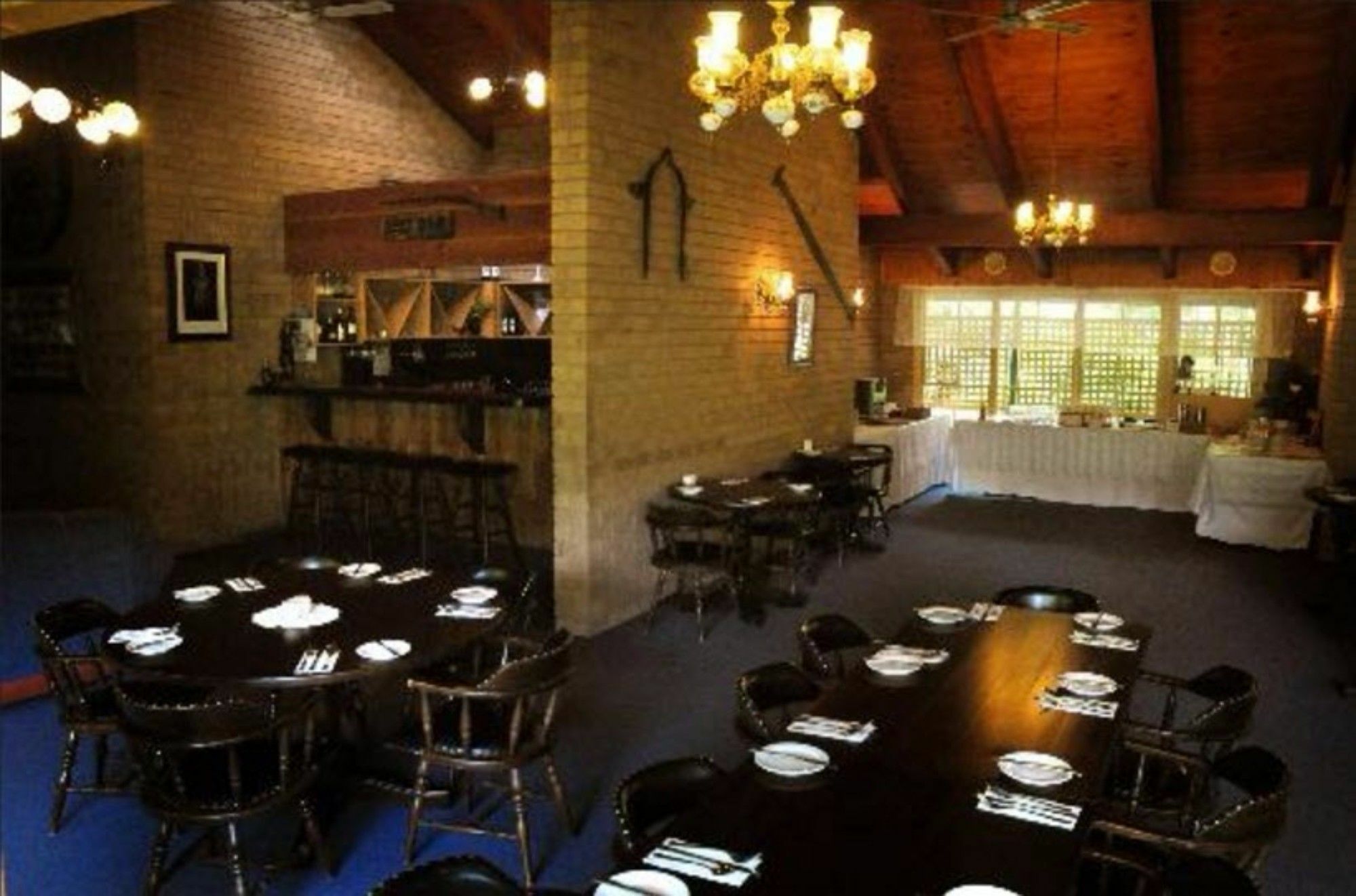 High Country Motor Inn Брайт Екстериор снимка